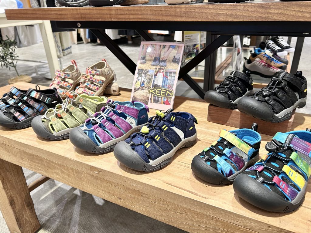 【KEEN】キッズサイズも入荷しました！