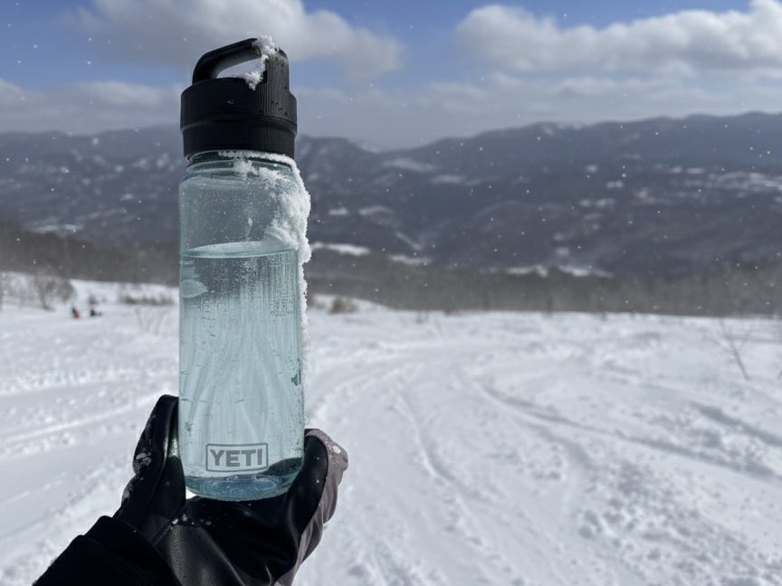 【𝐘𝐄𝐓𝐈】𝐘𝐨𝐧𝐝𝐞𝐫！雪山でタフに使えるボトル